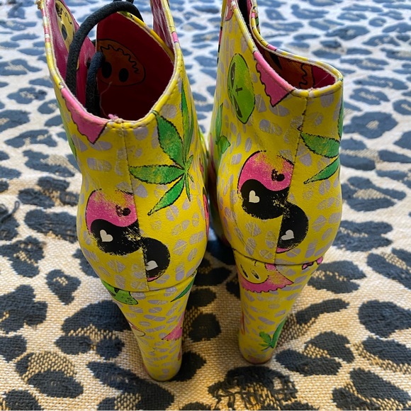 Rare Iron Fist Get F LSD Booties - Picture 3 of 7